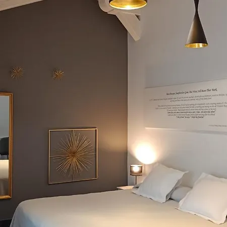 Aldori Landetxea: Adults-only Biosphere Retreat