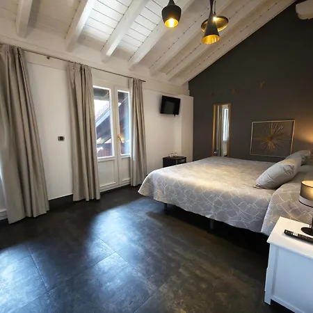 Aldori Landetxea: Adults-only Biosphere Retreat Muxika