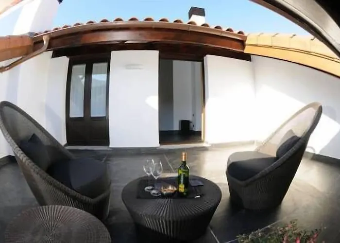 Aldori Landetxea: Adults-only Biosphere Retreat