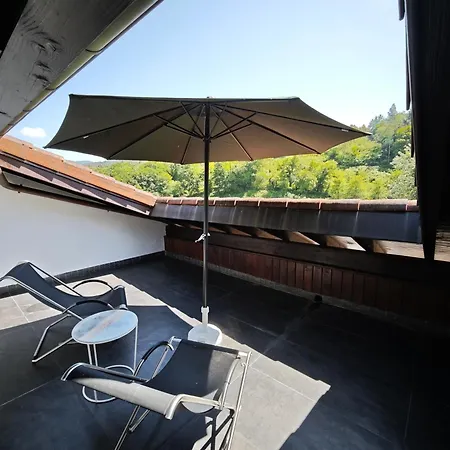 Aldori Landetxea: Adults-only Biosphere Retreat Muxika